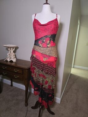 RARE Vintage Victorias Secret Ruffle Hem Cheetah Rose Slip